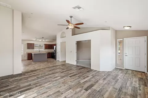 Living - 61003 E Forelock Pl, Saddlebrooke, AZ 85739 photo 2 of 2