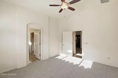 Bedroom - 61003 E Forelock Pl, Saddlebrooke, AZ 85739 photo 4 of 8