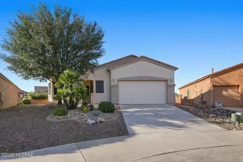 501 N Michelangelo Dr, Green Valley, AZ 85614