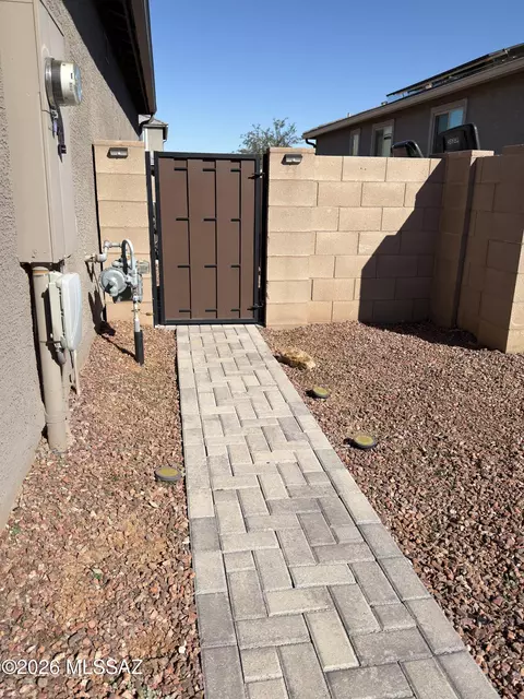 Exterior - 21380 E Treasure Rd, Red Rock, AZ 85145 photo 2 of 8