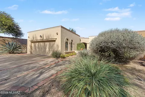 5591 E Sutler Ln, Tucson, AZ 85712