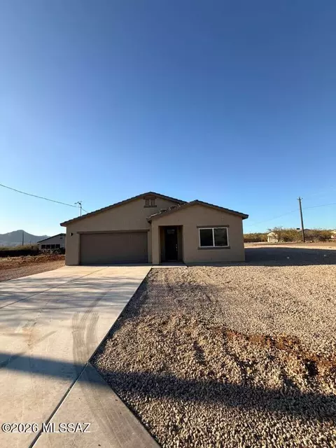 60 Galia Ct #11, Rio Rico, AZ 85648