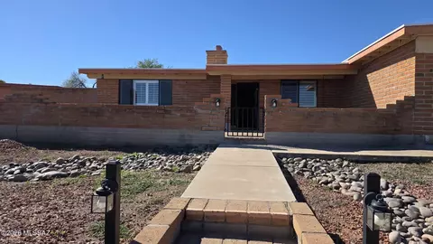 3021 W Vande Loo St, Tucson, AZ 85746
