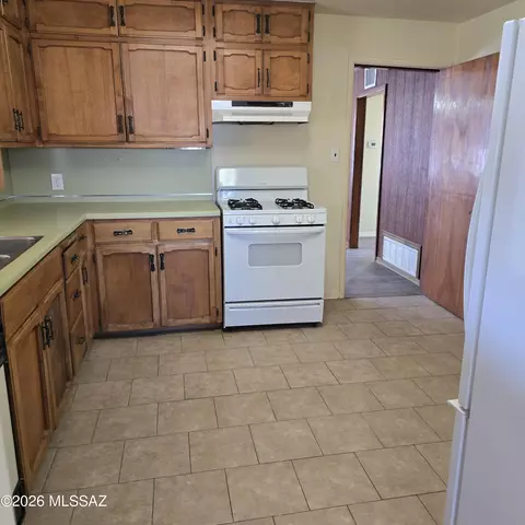 165 E 6th St, Benson, AZ 85602 photo 6