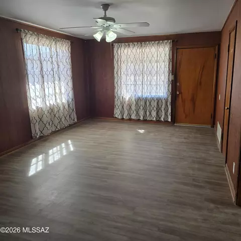 165 E 6th St, Benson, AZ 85602 photo 4