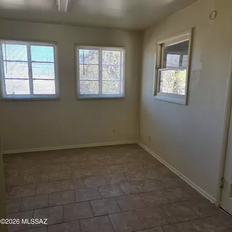 165 E 6th St, Benson, AZ 85602 photo 7
