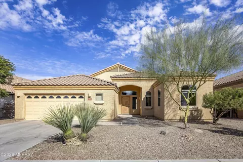 7144 W Lone Flower Dr, Tucson, AZ 85743
