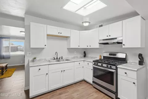 Kitchen - 4865 E 23rd St, Tucson, AZ 85711 photo 2 of 3