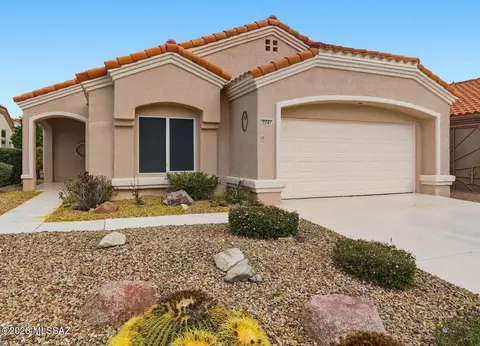 2247 E Jonquil St, Oro Valley, AZ 85755