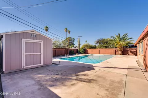 Exterior - 6142 E 20th St, Tucson, AZ 85711 photo 6 of 11