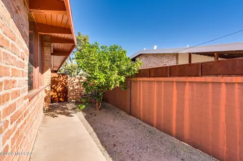 Exterior - 6142 E 20th St, Tucson, AZ 85711 photo 8 of 11
