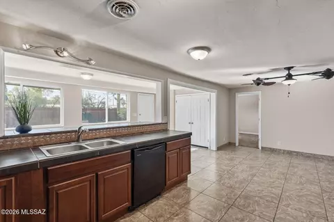 Kitchen - 6142 E 20th St, Tucson, AZ 85711 photo 4 of 4