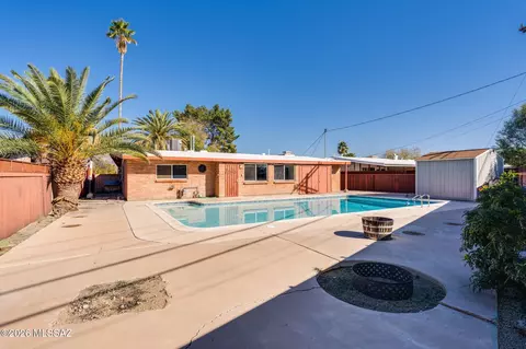 Exterior - 6142 E 20th St, Tucson, AZ 85711 photo 1 of 11