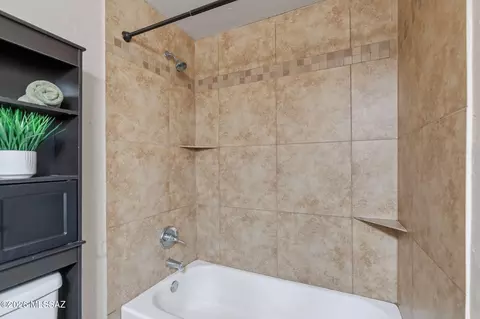 Bath - 6142 E 20th St, Tucson, AZ 85711 photo 4 of 4