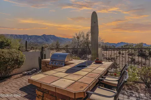 64671 E Canyon Shadows Ln, Tucson, AZ 85739