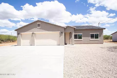 21 Via Inglaterra Ct, Rio Rico, AZ 85648