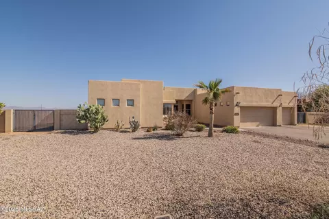10258 N Tall Cotton Dr, Marana, AZ 85653