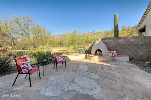 5149 N Pinnacle Point Dr, Tucson, AZ 85749