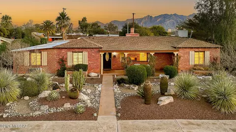 3021 E 2nd St, Tucson, AZ 85716