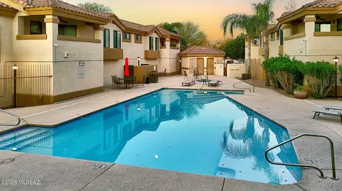 2550 E River Rd #14-106, Tucson, AZ 85718