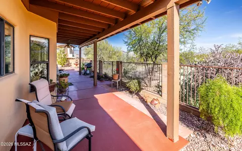 Exterior - 250 N Eastern Slope Loop, Tucson, AZ 85748 photo 3 of 8