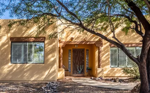 Exterior - 250 N Eastern Slope Loop, Tucson, AZ 85748 photo 2 of 8