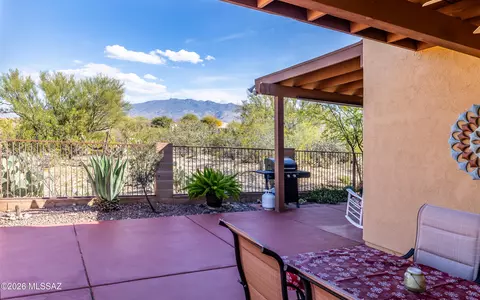 Exterior - 250 N Eastern Slope Loop, Tucson, AZ 85748 photo 6 of 8