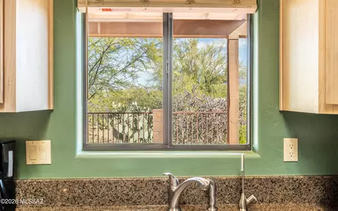 Kitchen - 250 N Eastern Slope Loop, Tucson, AZ 85748 photo 3 of 4