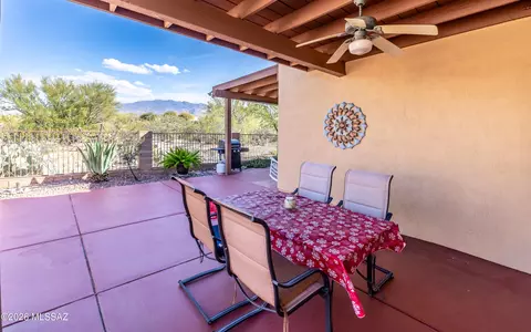 Exterior - 250 N Eastern Slope Loop, Tucson, AZ 85748 photo 5 of 8