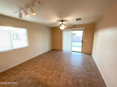 Living - 9986 E Apache Rain Dr, Tucson, AZ 85748 photo 2 of 2