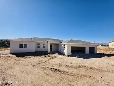 362 Meteoro Ct, Rio Rico, AZ 85648