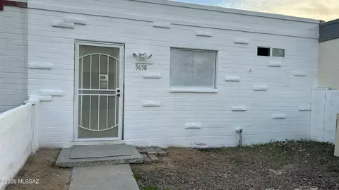 3658 Ellington Pl, Tucson, AZ 85713