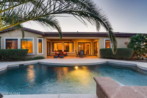 1590 W Copper Sky Dr, Oro Valley, AZ 85737
