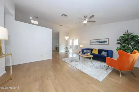 1848 W Chardonnay Dr, Tucson, AZ 85746