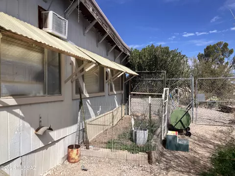646 E Tawni Dr, Benson, AZ 85602 photo 3