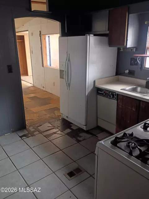 646 E Tawni Dr, Benson, AZ 85602 photo 12