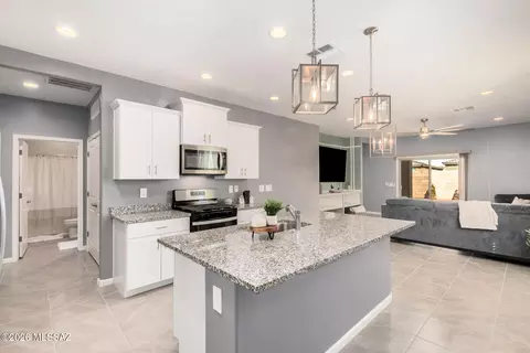 4799 E Greenway Wash Dr, Tucson, AZ 85706