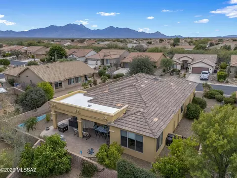 2639 E Sawyer Rd, Green Valley, AZ 85614