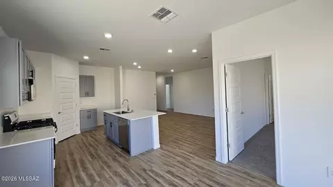 Entry Way - 1113 S Chatfield Ave, Vail, AZ 85641 photo 5 of 5