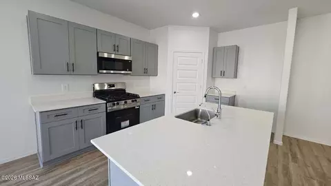 Kitchen - 1113 S Chatfield Ave, Vail, AZ 85641 photo 3 of 3