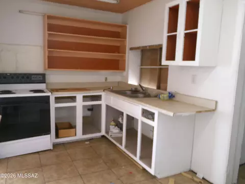 Kitchen - 248 N Haskell Ave, Willcox, AZ 85643 photo 1 of 1