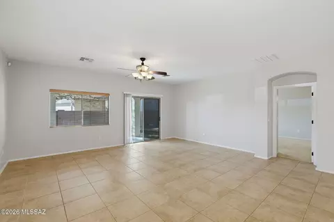 Living - 12902 E Red Iron Trl, Vail, AZ 85641 photo 3 of 7