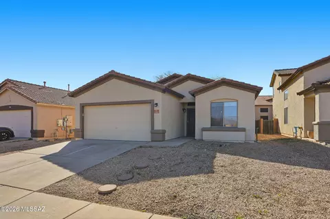 12902 E Red Iron Trl, Vail, AZ 85641