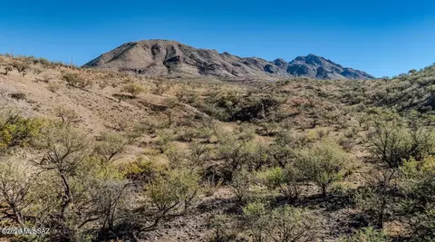 338 Anfibio Ct, Nogales, AZ 85648