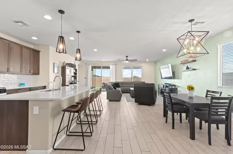 13171 N Grayson Dr, Marana, AZ 85653