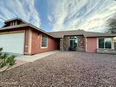 3185 W Calle De La Bajada, Tucson, AZ 85746