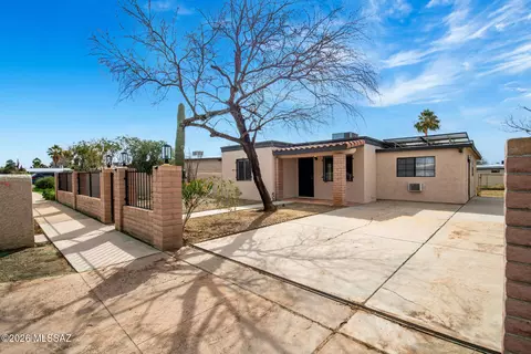 4210 E Canada Stra, Tucson, AZ 85706