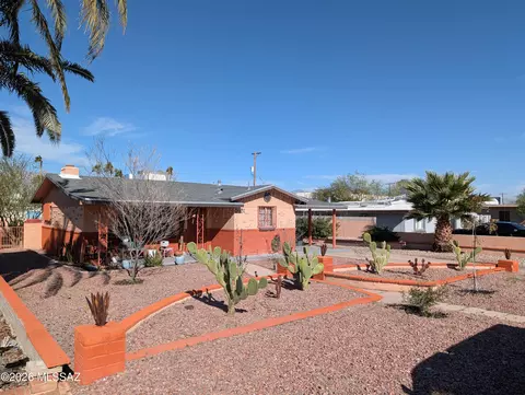 5631 E 1st St, Tucson, AZ 85711