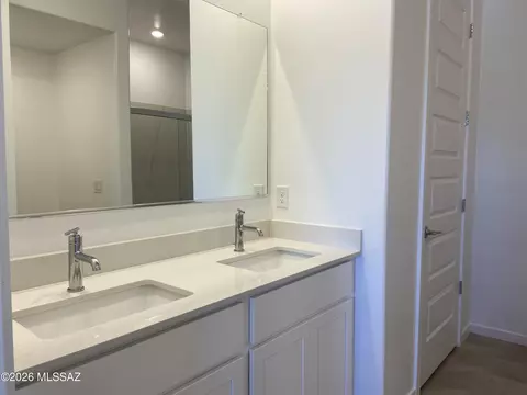 8814 S Circulo Generoso, Vail, AZ 85641 photo 8