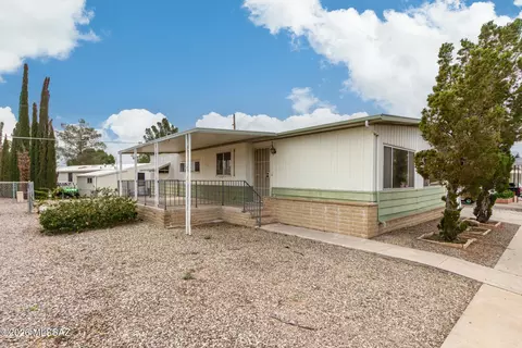 5705 W Diamond K St, Tucson, AZ 85713